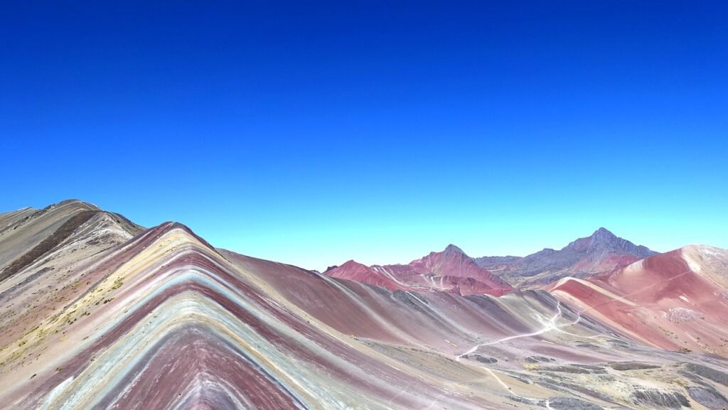 Vinicunca turismo peru